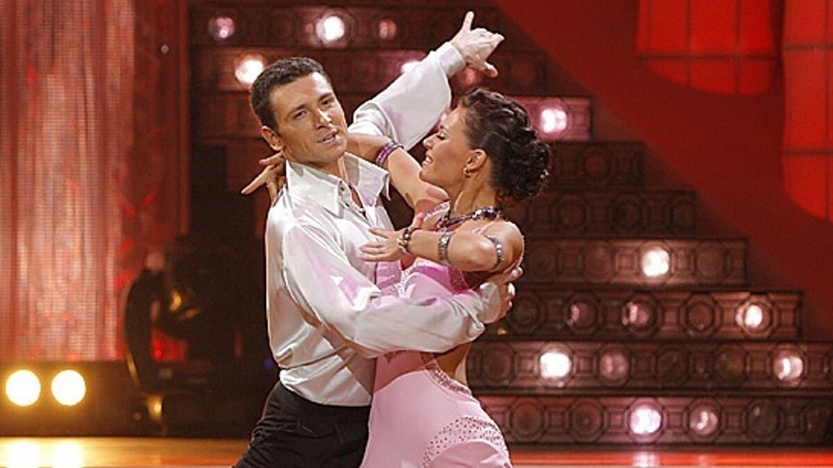 Антон Хабаров много позже в проекте "Танцы со звёздами"