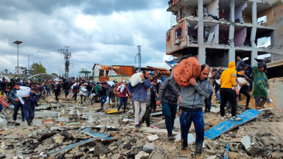    CNN: в сброшенной в Газу американской помощи не было воды и лекарств Сергей Бунеев