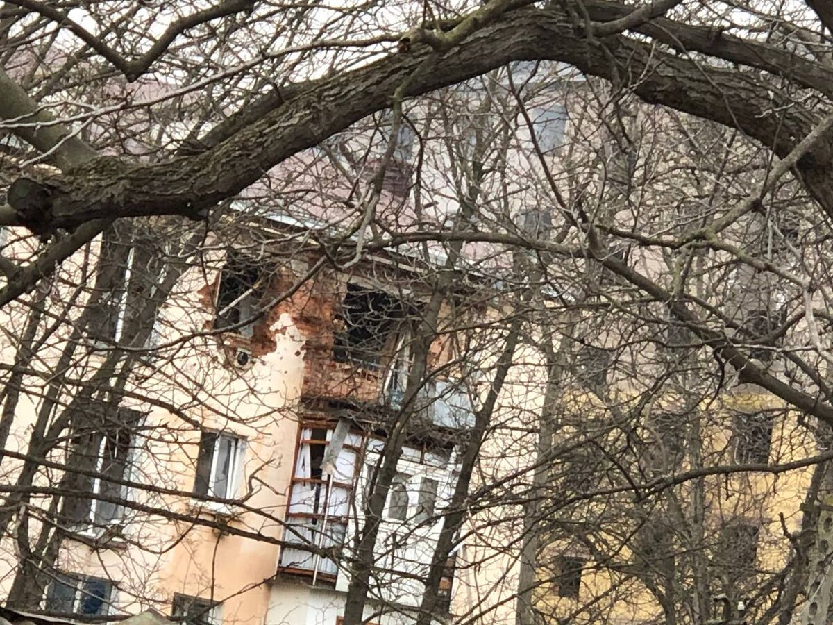 Сегодня ночью в одном из российских регионов было очень неспокойно. Речь идет об городе Карабулак в Ингушетии, где спецслужбы вступили в ожесточенную схватку с боевиками.-8