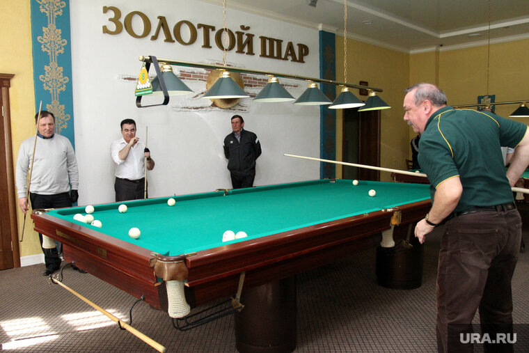    Курганский бильярдный клуб остался без лицензии на алкоголь (архивное фото)
