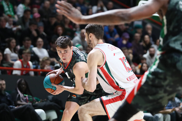    УНИКС обыграл «Локомотив-Кубань» 80:76