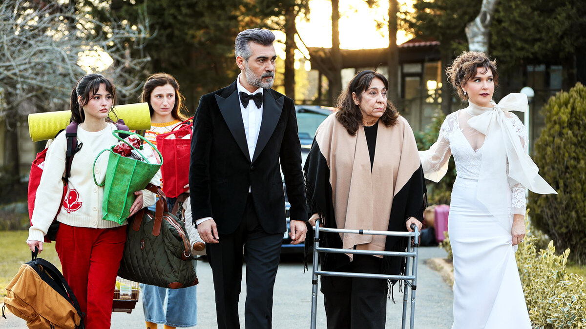 Кадр из сериала "Соседняя комната". Картинка из Интернета.