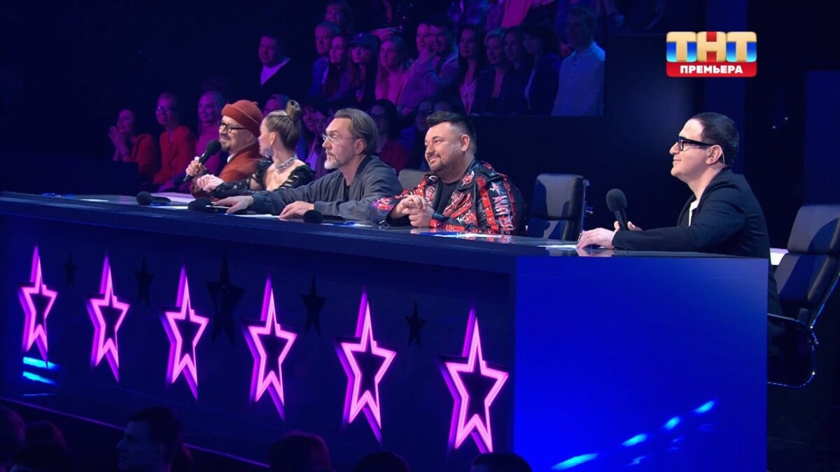 Кадр из шоу «Новая Фабрика звезд»