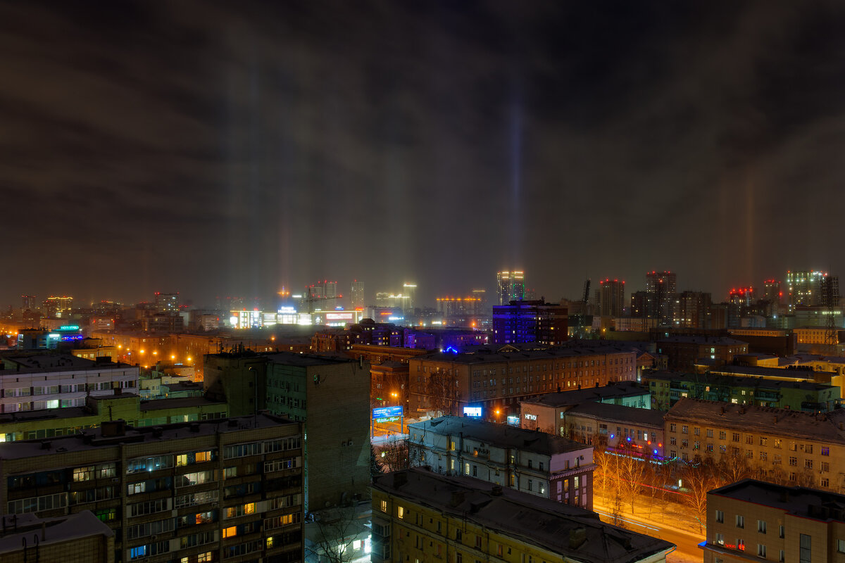 Огни ночного Новосибирска. Фото автора.