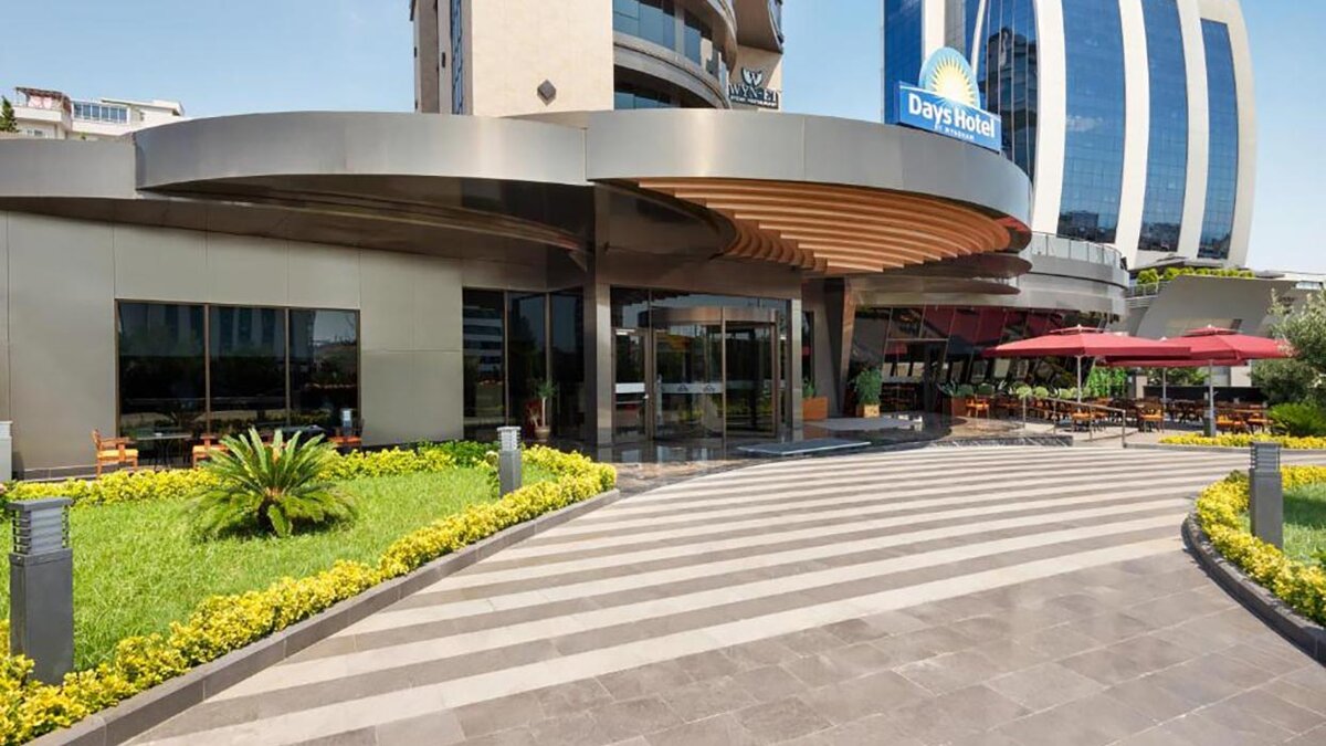 Вход в отель. Фото с сайта отеля.