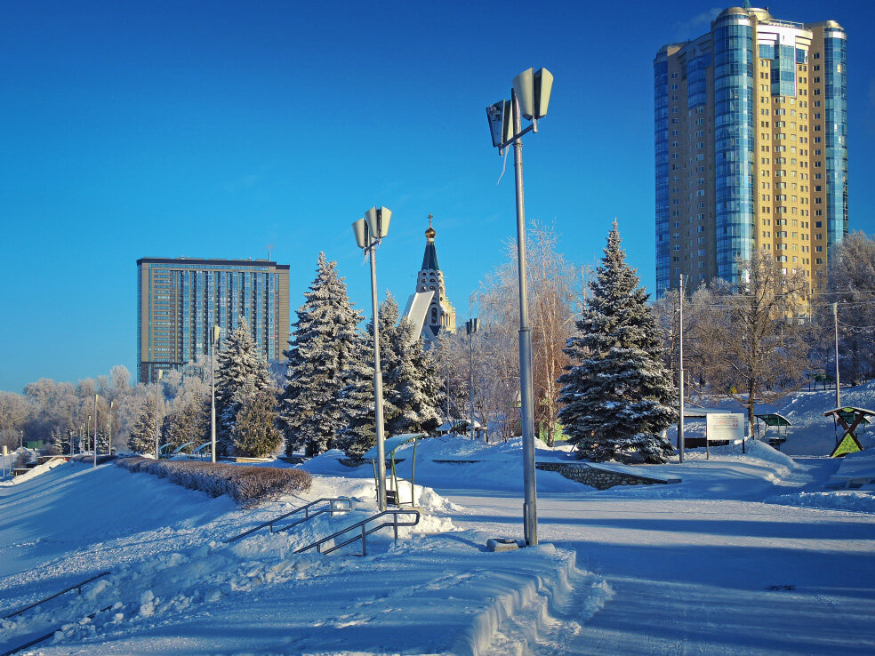 Зима январь картинки. Снежный пейзаж. Красивая зима. Красивый зимний лес. Месяц январь зимы.