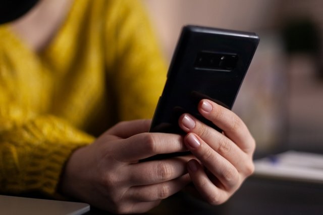    Как понять, что рекламный баннер в смартфоне используется мошенниками?