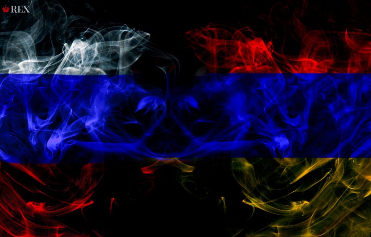 Россия и Армения © REX