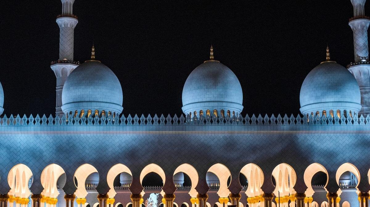    Мусульмане будут бодрствовать в Ночь аль—Кадр. Фото: piqsels