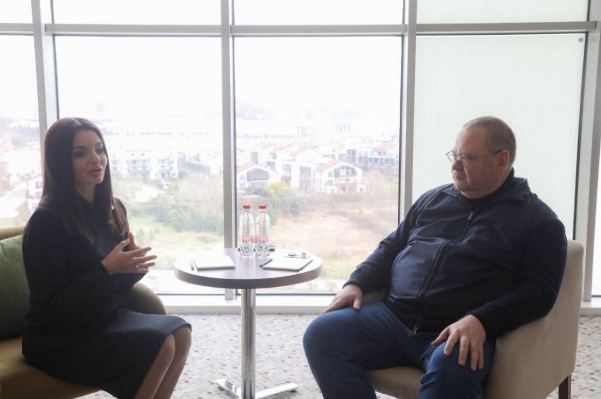    Олег Мельниченко встретился с главой Гагаузии в Сочи