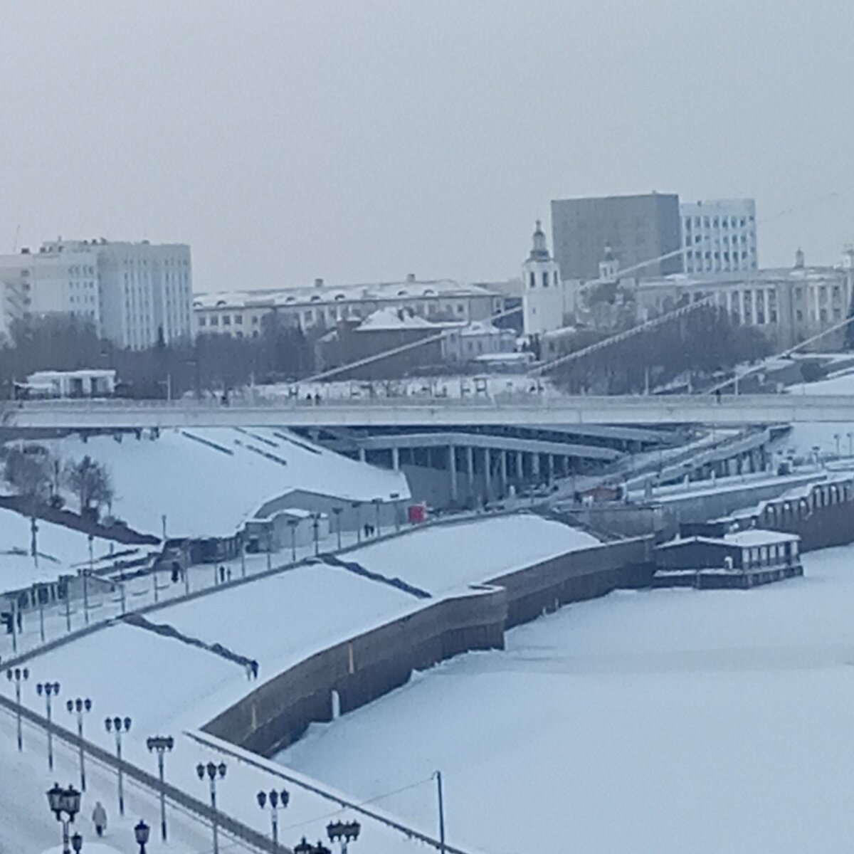 Тюмень. Вид на набережную.