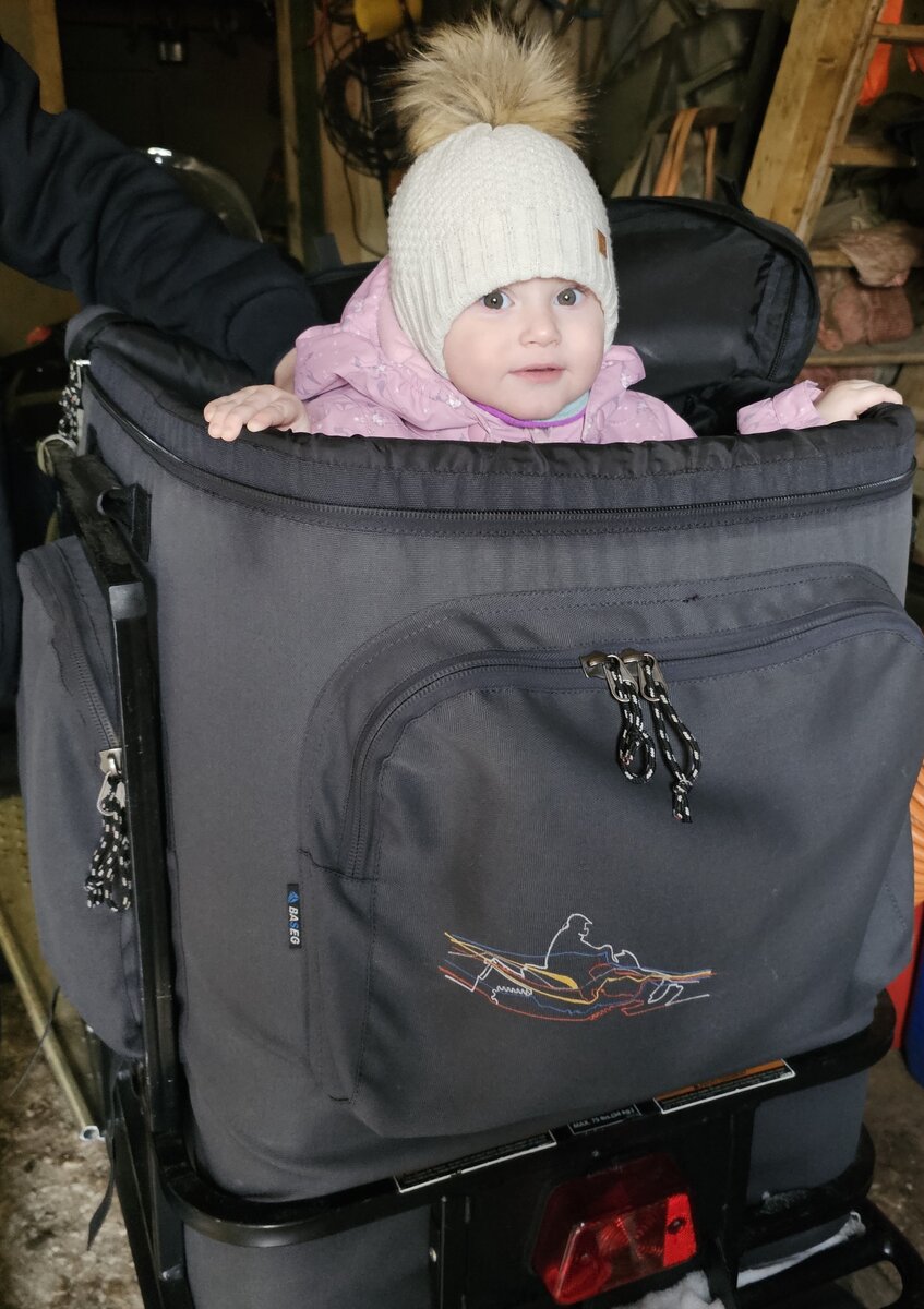 Эмилия заценила вместительный багажник 