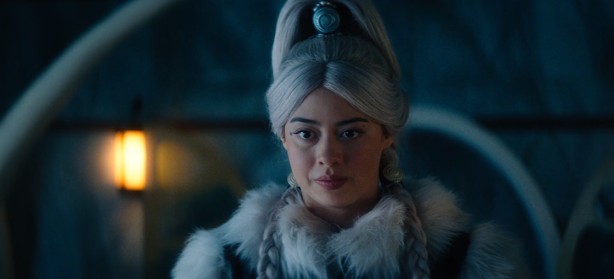 Суюки нетфликс. Суюки аватар. Аватар легенда об аанге суюки. Суюки аватар. Веер воинов киоши.