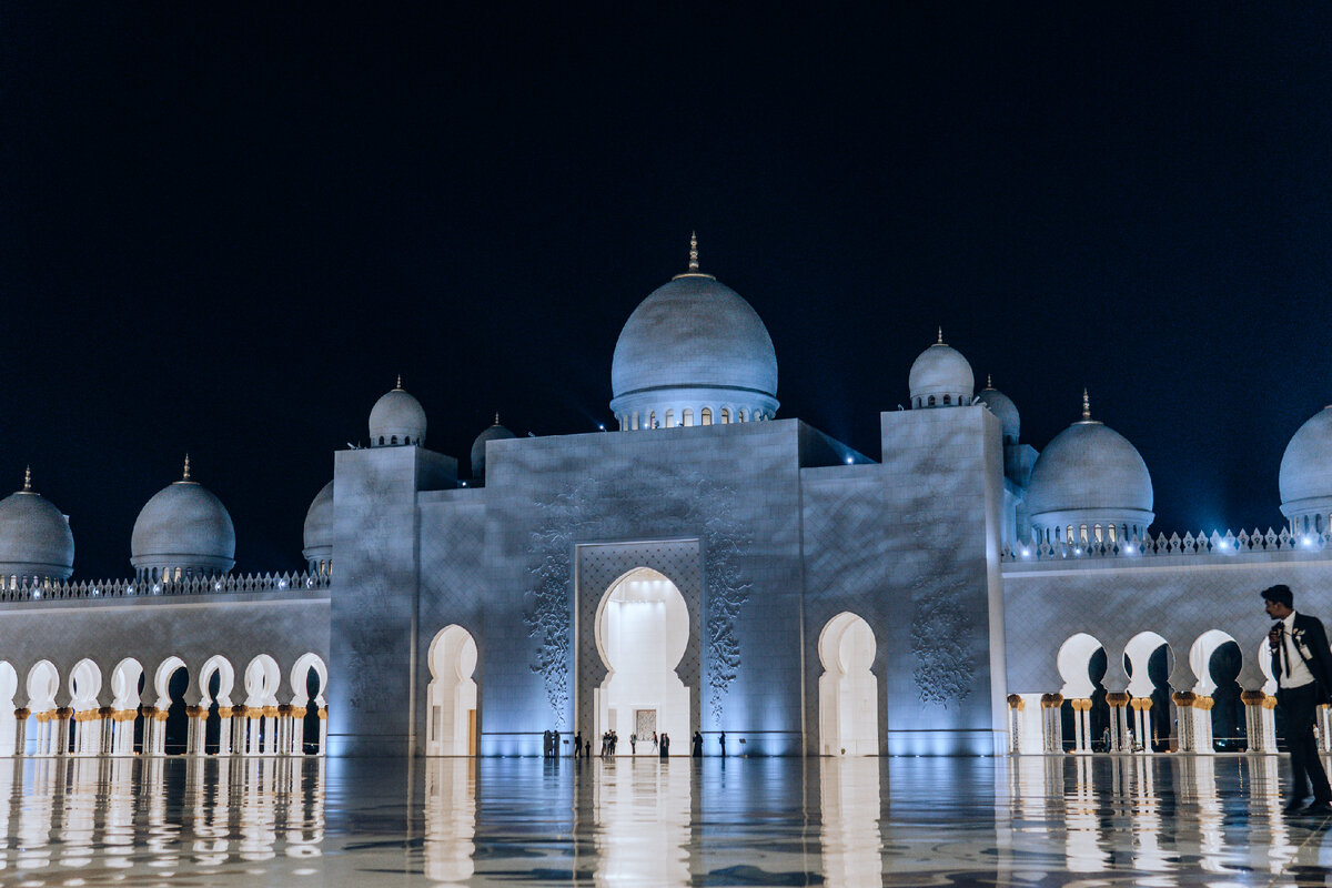 Столица ОАЭ - Абу-Даби (Мечеть Шейха Зайда).