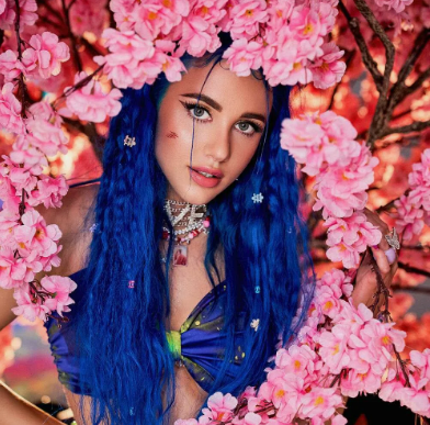 Мия Бойко - поклонница SHAMANa