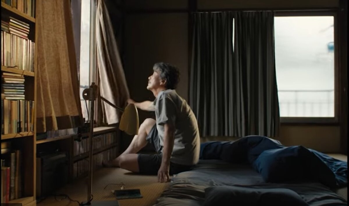 Кадр из фильма «Идеальные дни», 2023. Реж. Вим Вендерс.