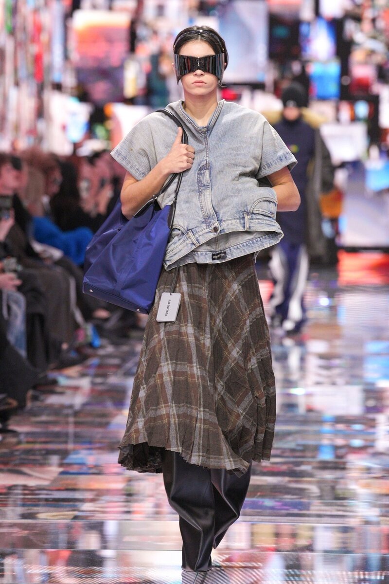 Коллекция Balenciaga осень-зима 2024