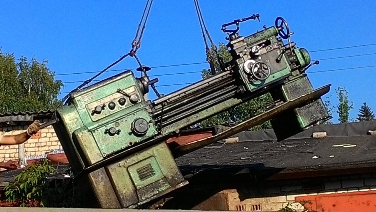 Универсальный токарно-винторезный станок 1к62 завод им. Орджоникидзе 