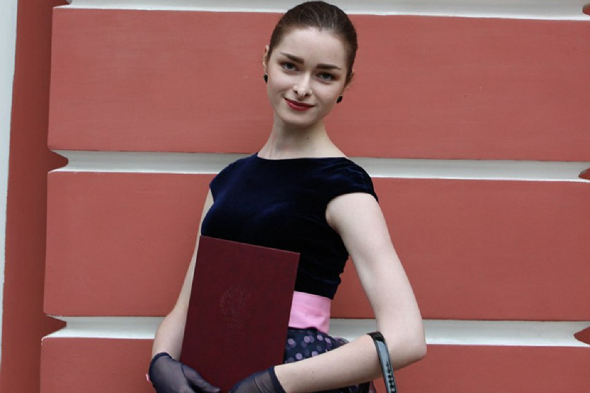 Вырваться из клетки. Если любишь не отпускай держи. Если любишь. Отпустить 2 текст. Отпустить 2 текст.