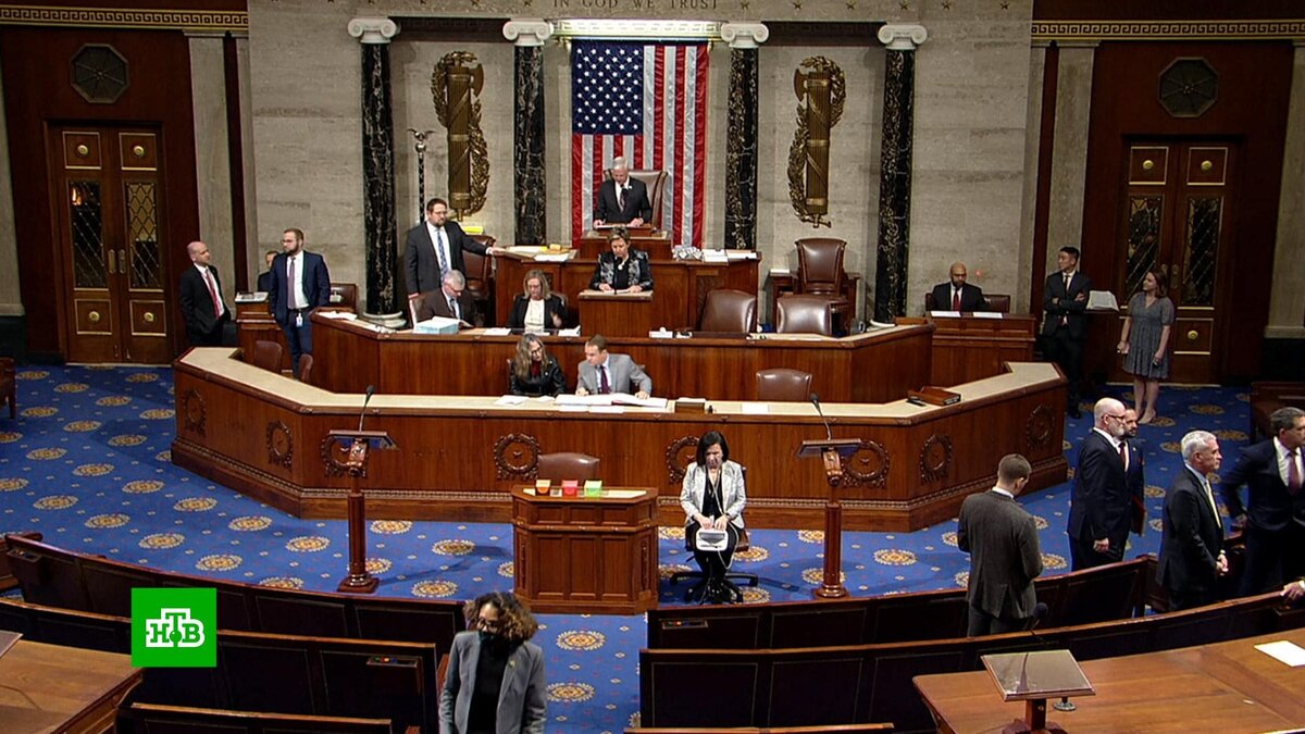    Палата представителей США не проголосовала по помощи Киеву до каникул