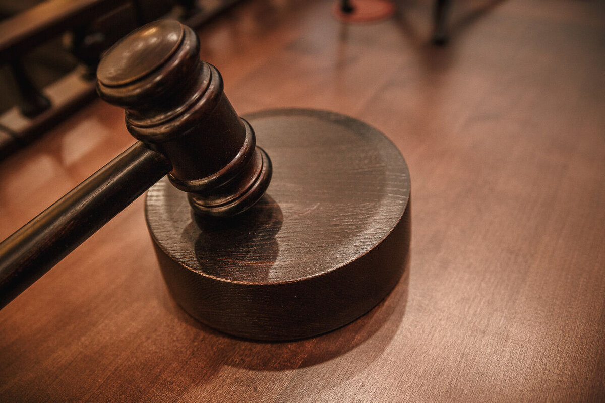 Лишить водителя права управления официально может только суд