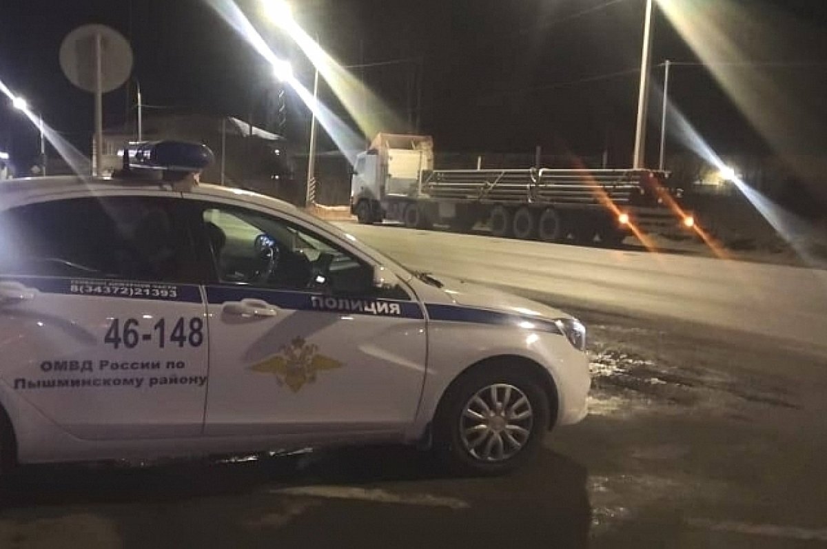    Лишенного прав водителя грузовика задержали полицейские на Тюменском тракте