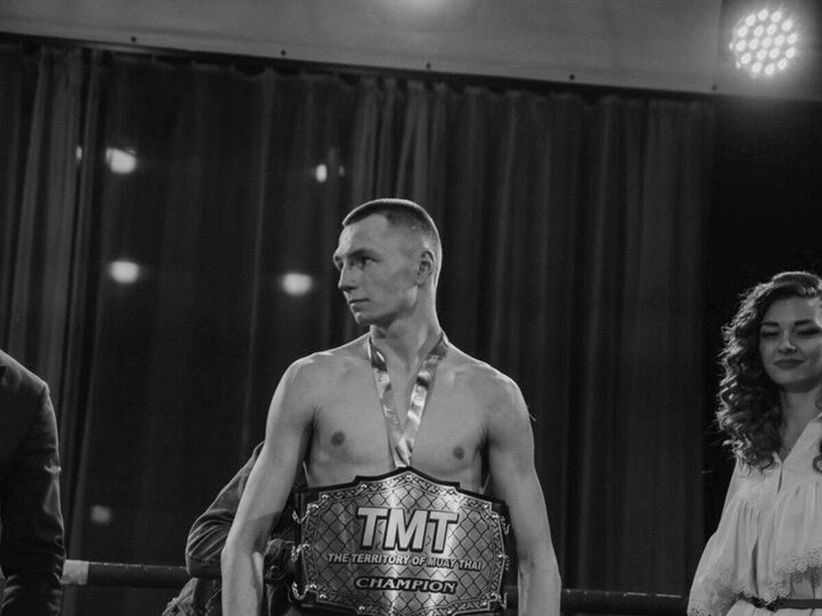    Чемпион мира по тайскому боксу Никита Чернов© Фото : Клуб тайского бокса-муайтай "Красная машина"