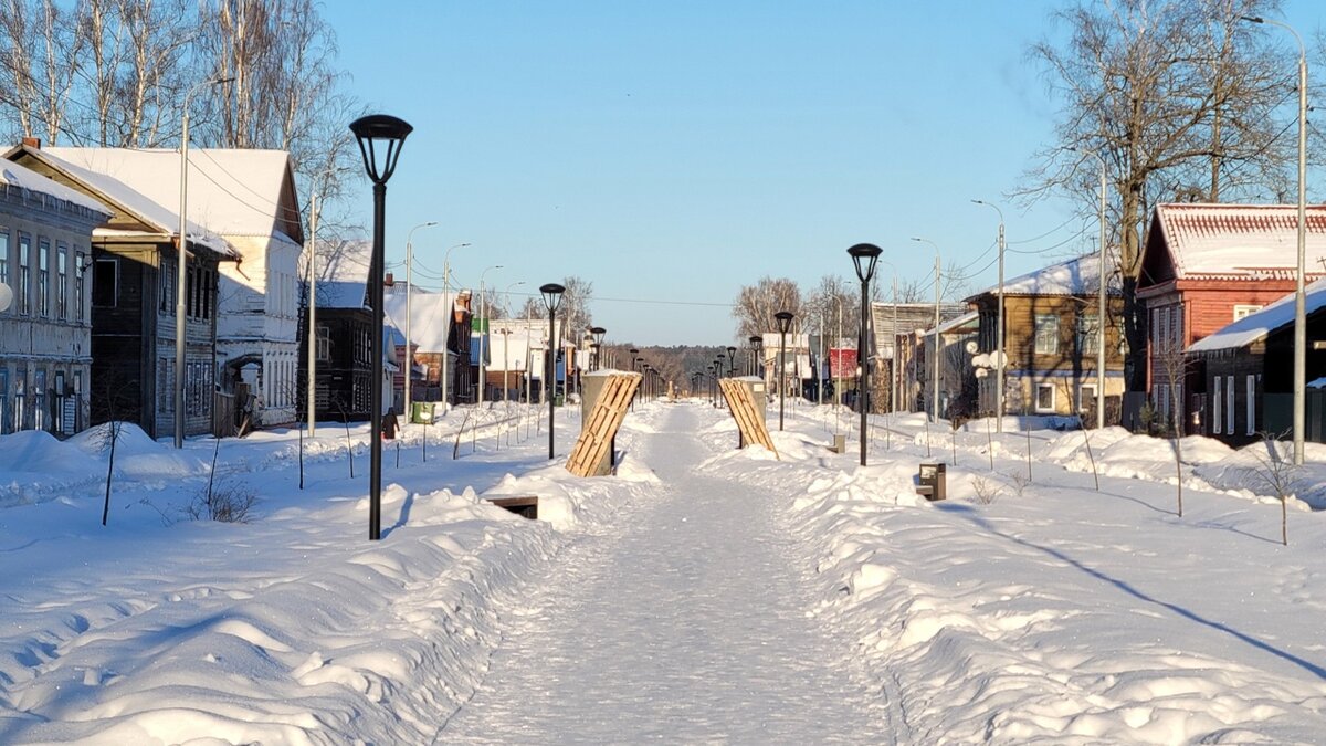 Все прекрасно знают или хотя бы слышали про знаменитое озеро Селигер. Но мало кто знает, что скрывается за маской известного туристического места.-8