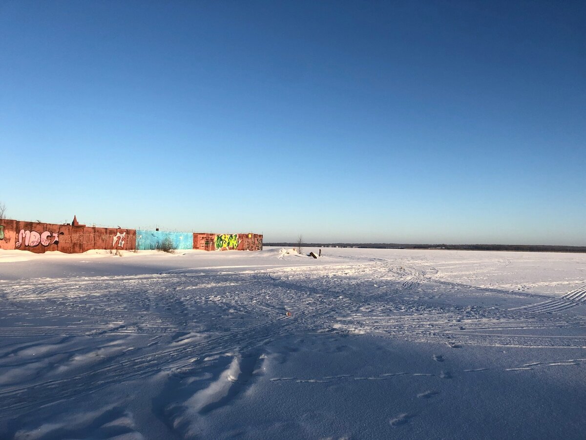 Все прекрасно знают или хотя бы слышали про знаменитое озеро Селигер. Но мало кто знает, что скрывается за маской известного туристического места.-18-2