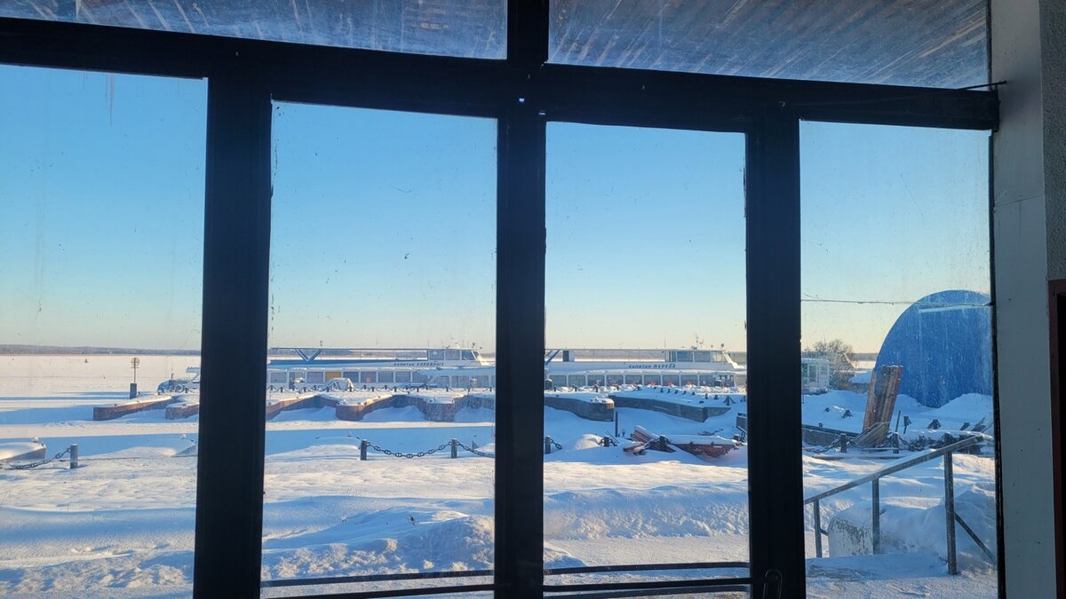 Все прекрасно знают или хотя бы слышали про знаменитое озеро Селигер. Но мало кто знает, что скрывается за маской известного туристического места.-16-3