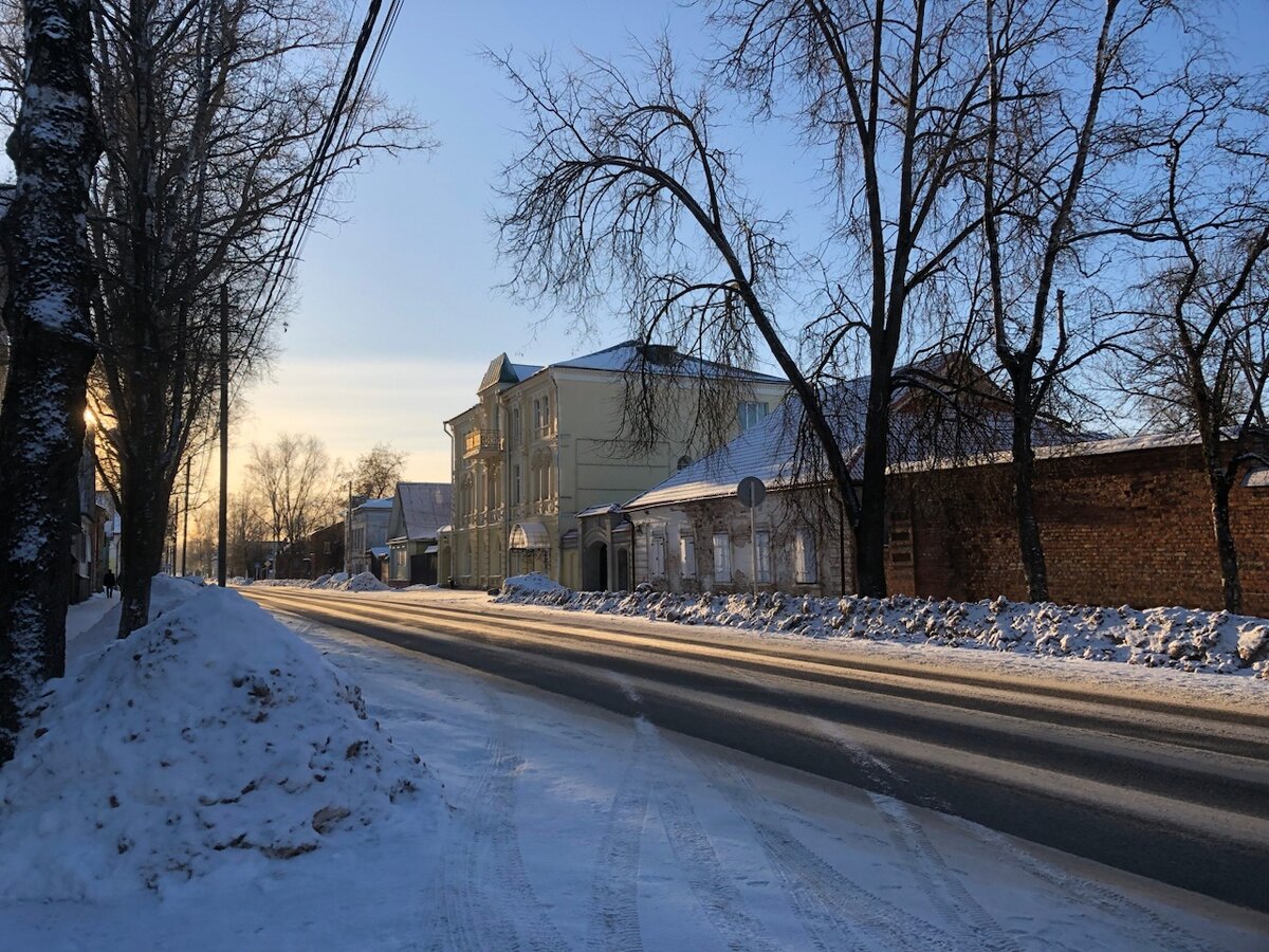 Все прекрасно знают или хотя бы слышали про знаменитое озеро Селигер. Но мало кто знает, что скрывается за маской известного туристического места.-26-2