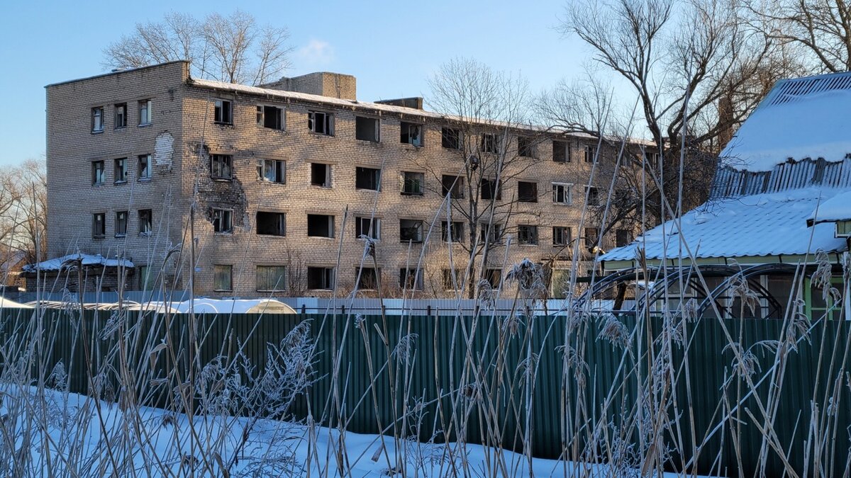 Все прекрасно знают или хотя бы слышали про знаменитое озеро Селигер. Но мало кто знает, что скрывается за маской известного туристического места.-22