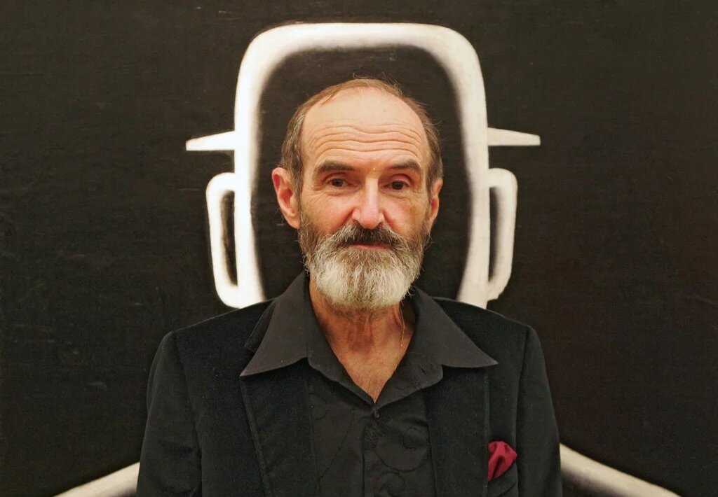 Эрик Булатов