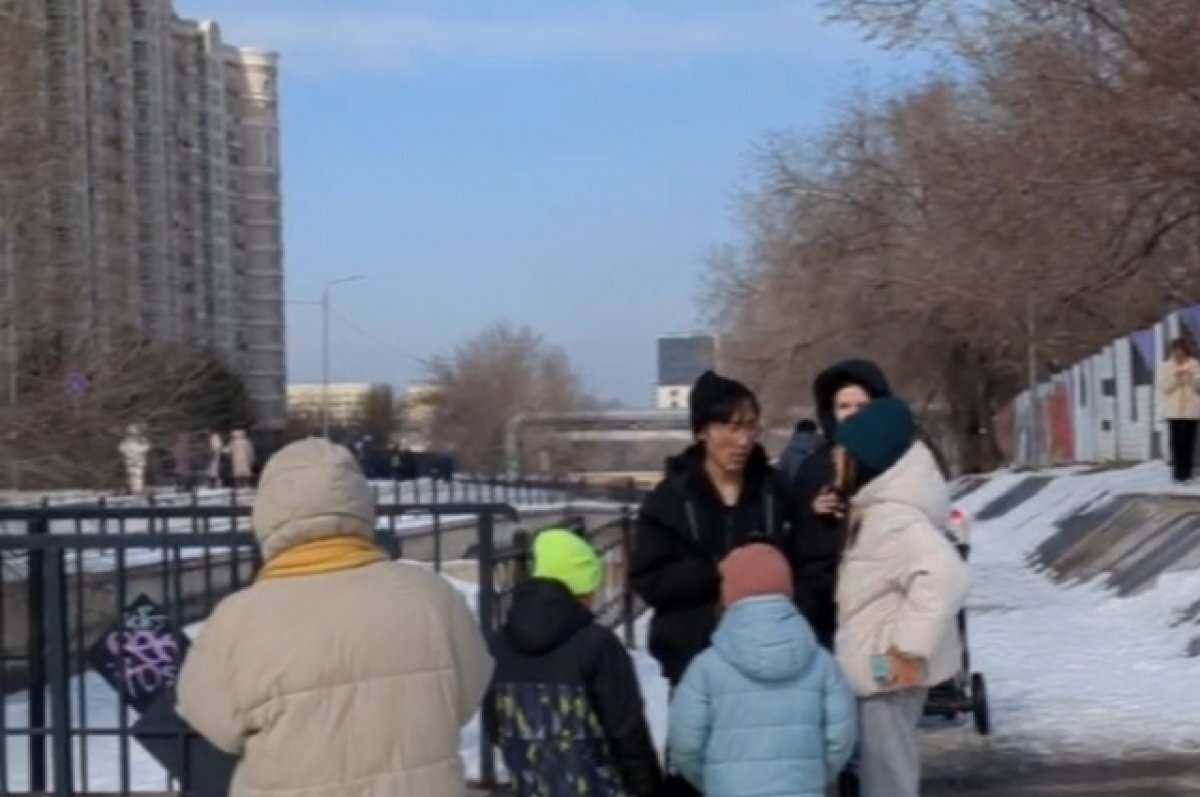    В ожидании окончания толчков.