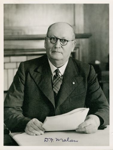 Даниэль Малан — премьер-министр Южно-Африканского Союза в 1948—1954 годах. Источник: pinterest.com