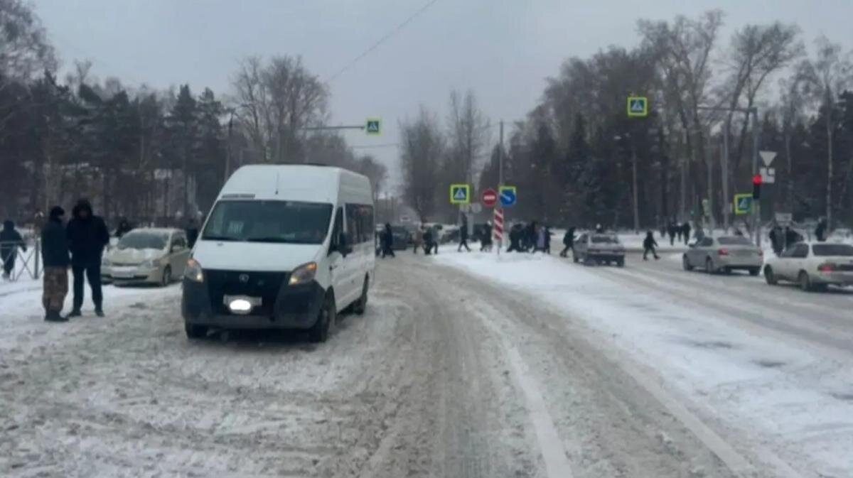 Работа в первомайском