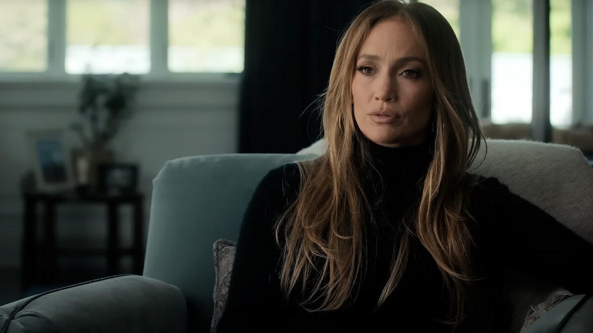 Кадр из фильма "Самая великая история любви, которую никто никогда не рассказывал"