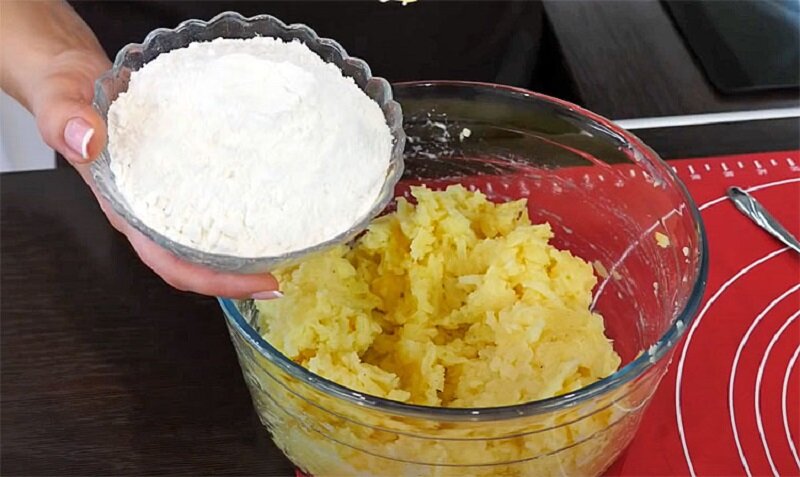 Готовим особые пирожки с мясом без теста 