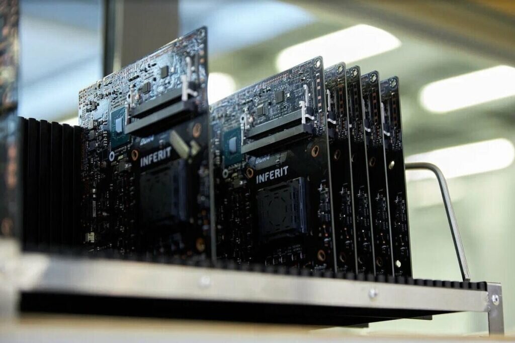      Компания Инферит наладила выпуск компьютерных компонентов в Подмосковье