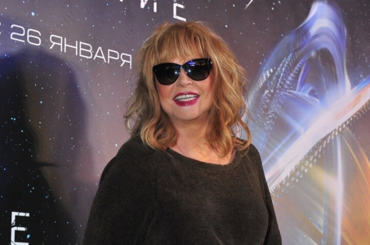    Критик Бабичев: Пугачева новыми песнями пытается вернуть себе заработок