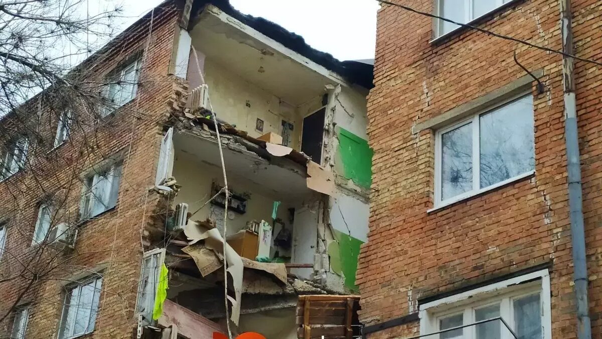 Жильцам дома на Нариманова в Ростове могут разрешить забрать вещи. Но есть  нюанс | RostovGazeta.ru | Дзен