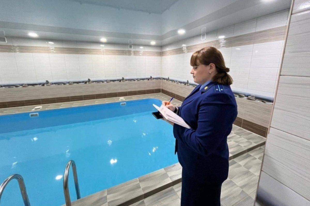    Не досмотрели.