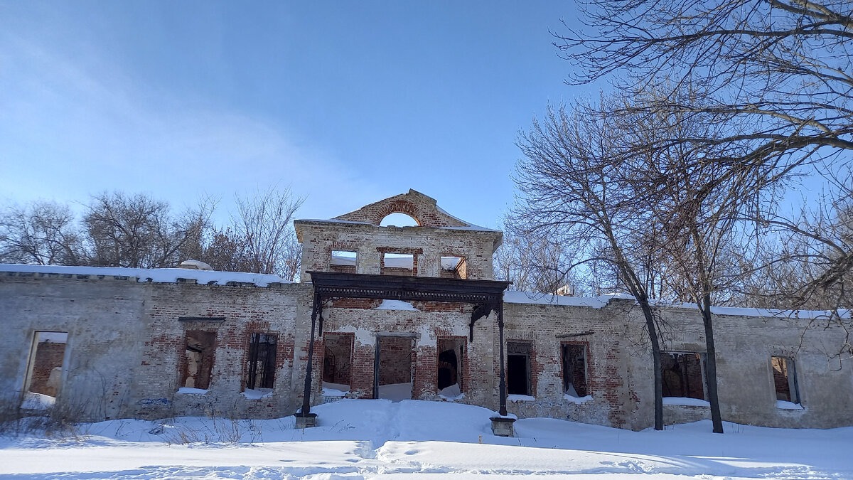 Усадьба Орловых-Давыдовых. Село Усолье Самарской области, март 2024. Фото автора