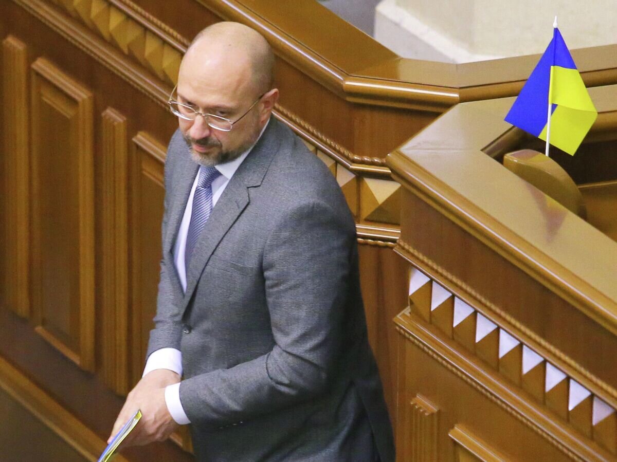    Новый премьер-министр Украины Денис Шмыгаль на внеочередном заседании Верховной рады Украины в Киеве© РИА Новости / Стрингер