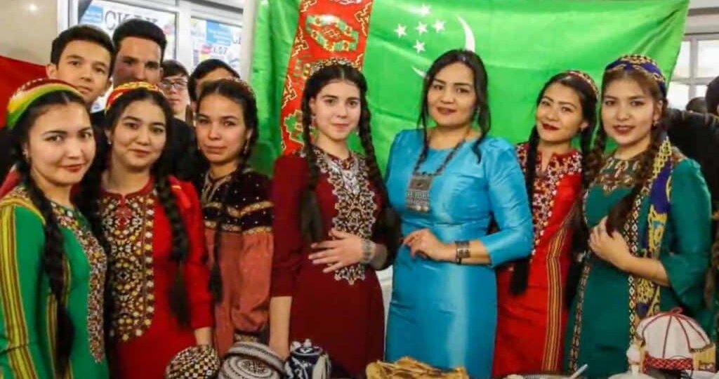 Кто жил в Туркменистане до туркмен?