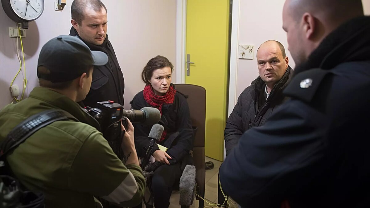     Расследование уголовного дела в отношении несовершеннолетнего местного жителя, которого обвиняют в совершении мошенничества, завершено в Уве. Об этом сообщает пресс-служба Следственного управления СК РФ.