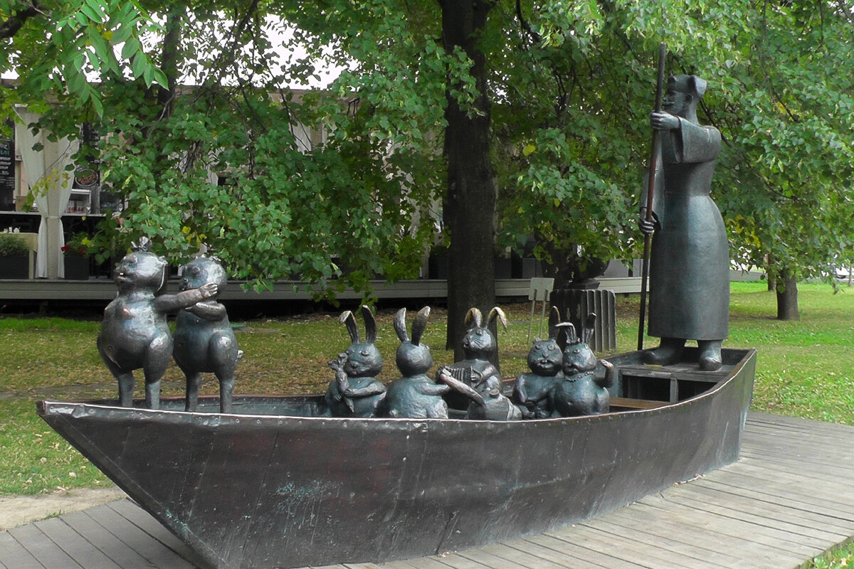 А вот тут несколько зайцев уже остались без ушей. Фото: АГН «Москва»