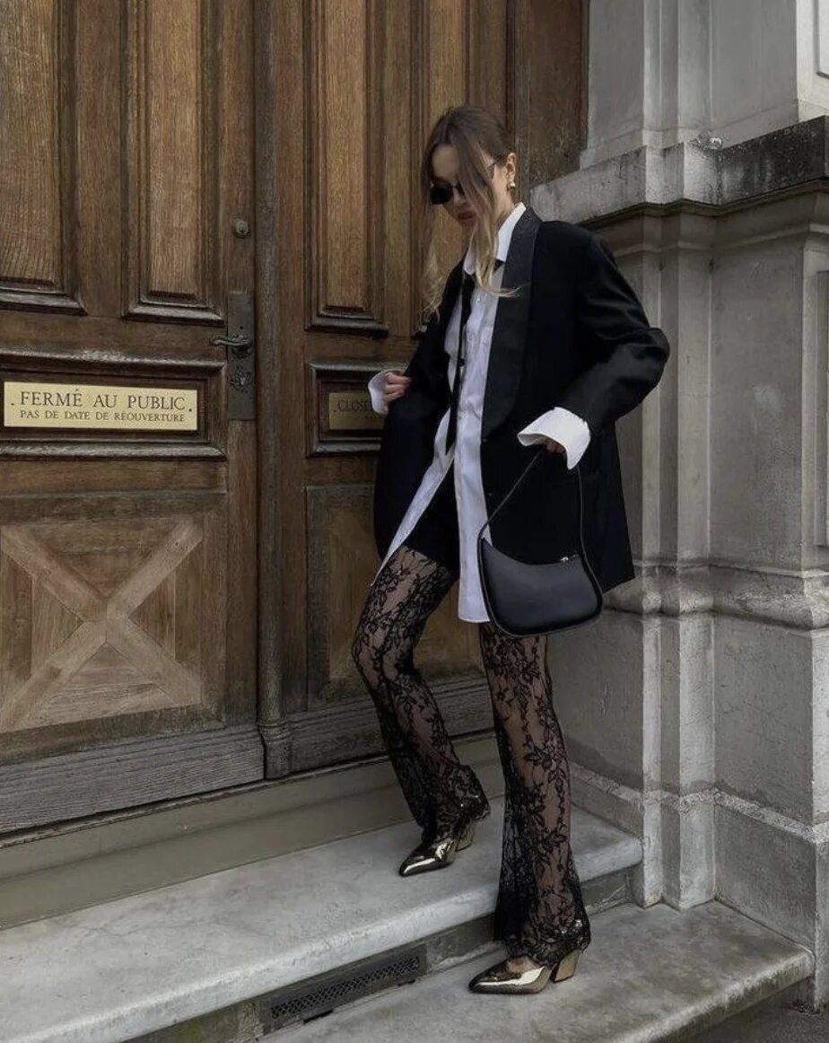 летнее платье. цветочный принт 2021 2022. стильные летние образы. модный дом прада. модные костюмы 2023 женские тренды лето.