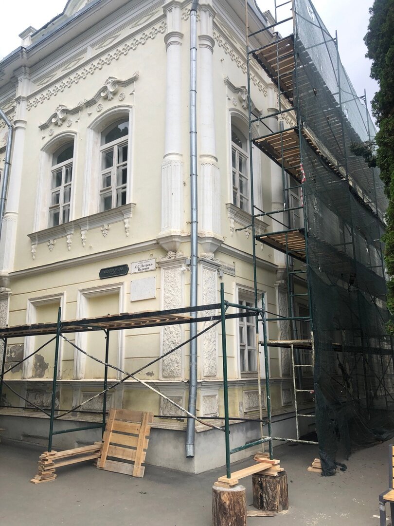Историческое здание Хвалынского краеведческого музея.  2021 г.