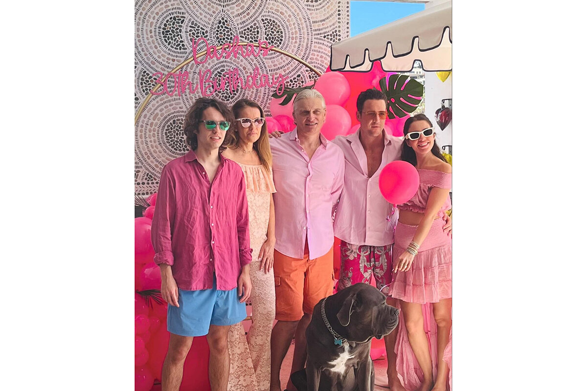 olegtinkov / Instagram (входит в корпорацию Meta, признана экстремистской и запрещена в России)📷Семья Тиньковых